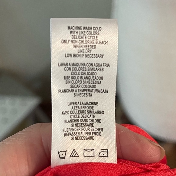 Calvin Klein ladies blouse. Salmon Color! Super pretty. Only worn once. Size XL - Picture 7 of 7